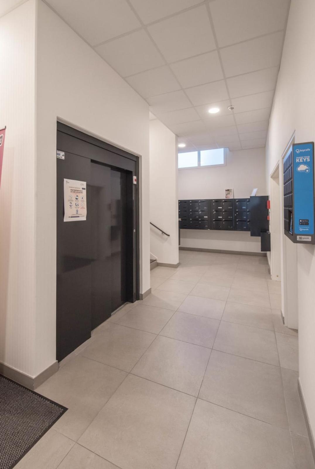 Pierrick - Studio Wifi Et Gare Apartment Le Mans Luaran gambar